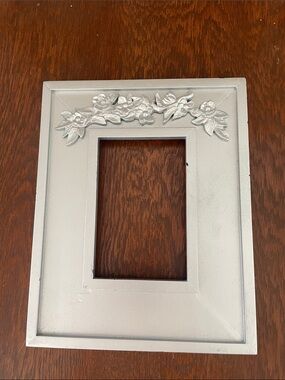 Floral Silver wood  Picture Frame - open style